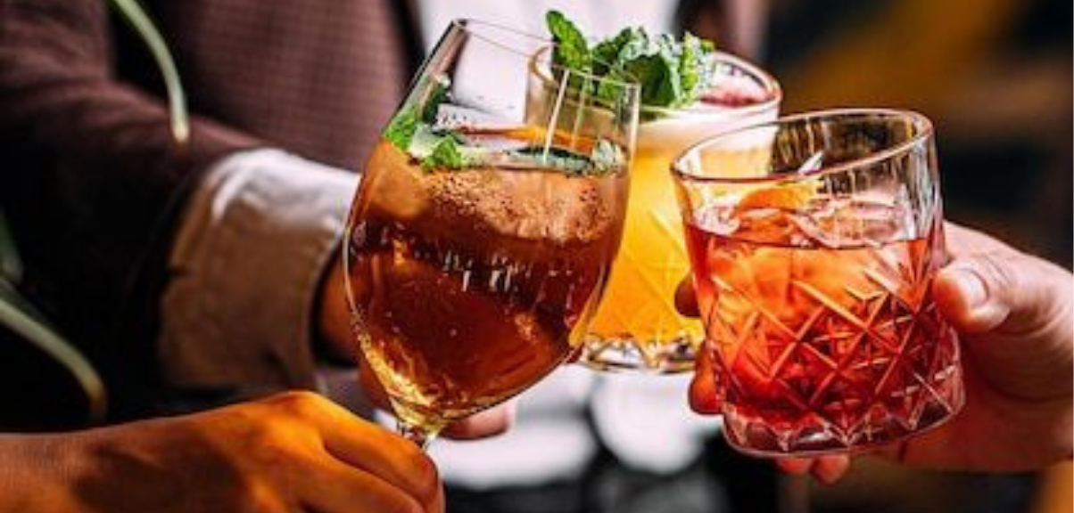 5 Types of Alcoholic Drinks Perfect for Tropical Countries